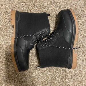 Wonder Nation combat boots